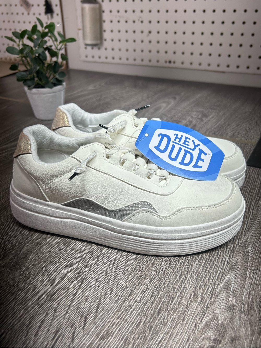 Hey dude Hudson lift metallic Platform Sneakers with Silver Accent and Gold Heel - Picture 7 of 10